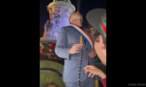 Louis Boyard chicha