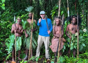 Tyler Oliveira Paris